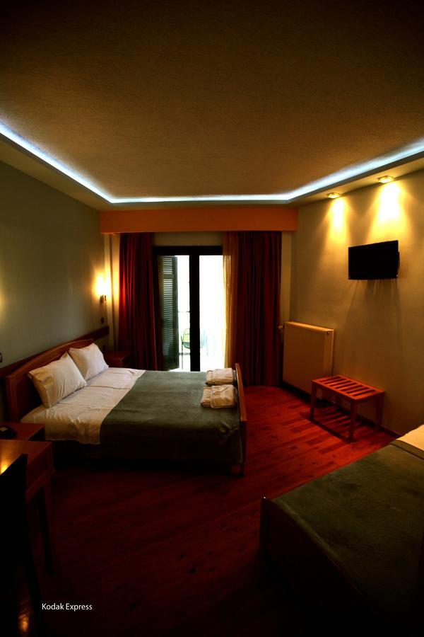 Hotel Elikonio Agia Anna  Exterior foto